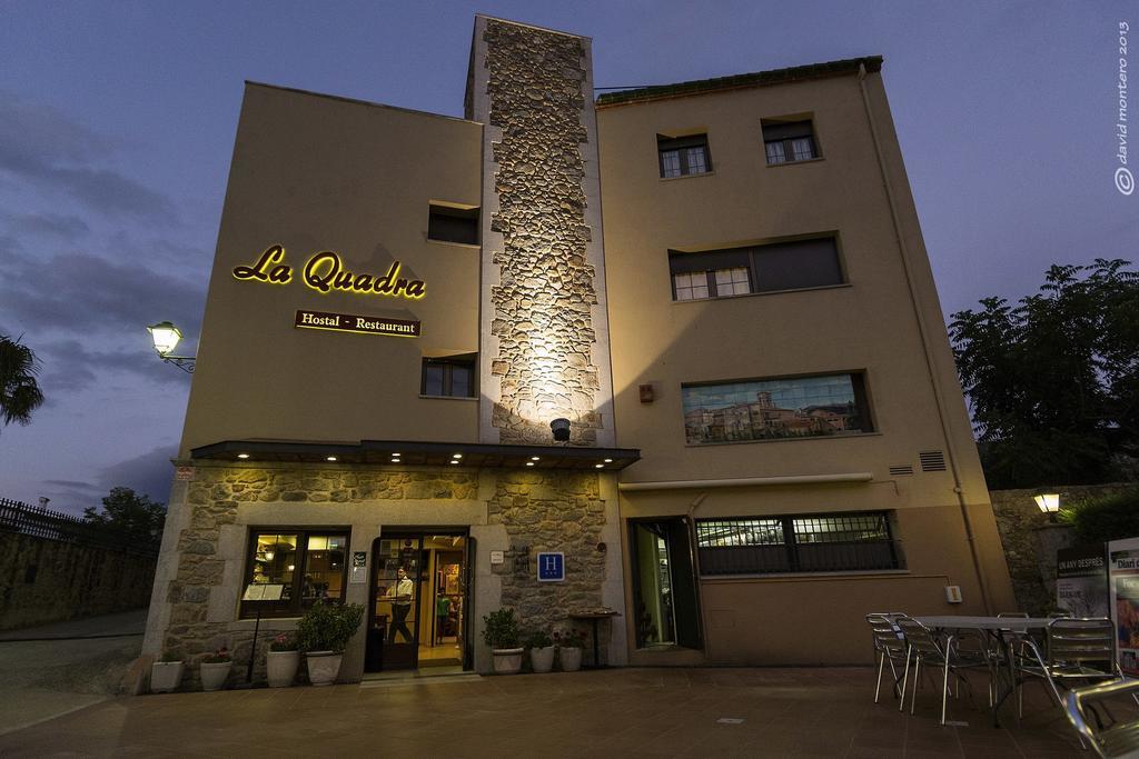 Hotel-Restaurante La Quadra Maçanet de Cabrenys Exterior foto